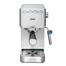 Cafetera Expresso Ufesa CE8020: 20 Bares y Vaporizador Orientable